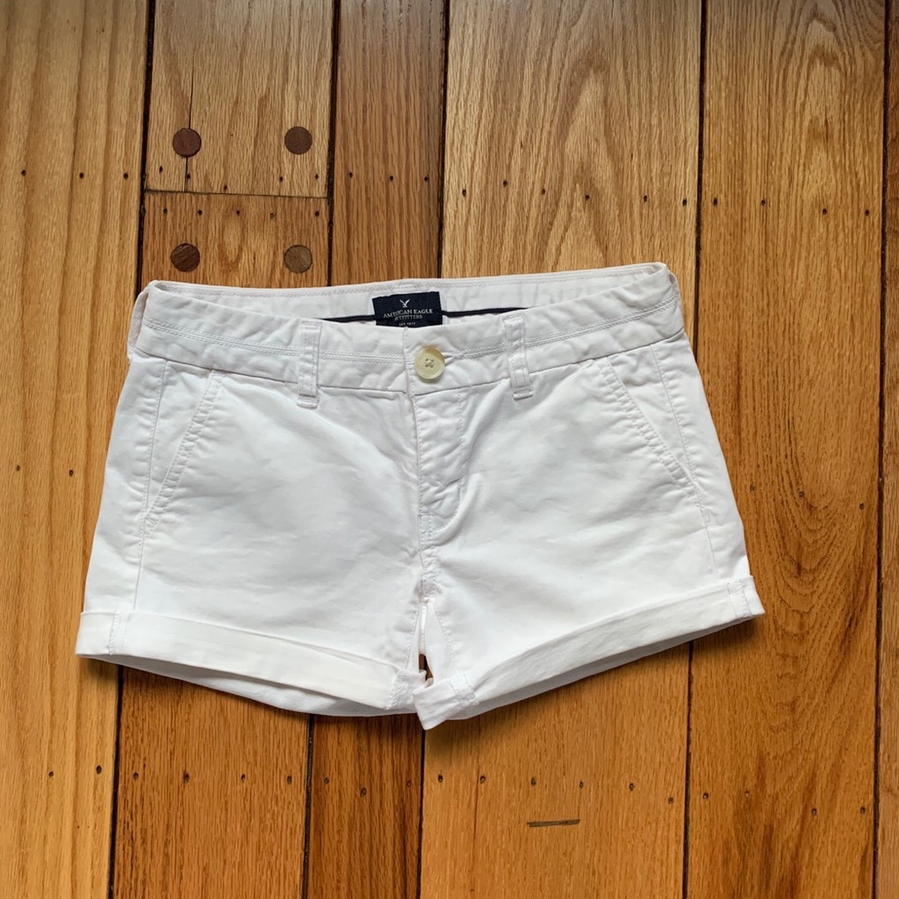 American Eagle white midi shorts size 2